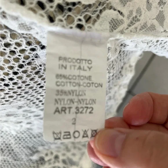 Elegant White Lace Cover-Up - Picture 3 of 3